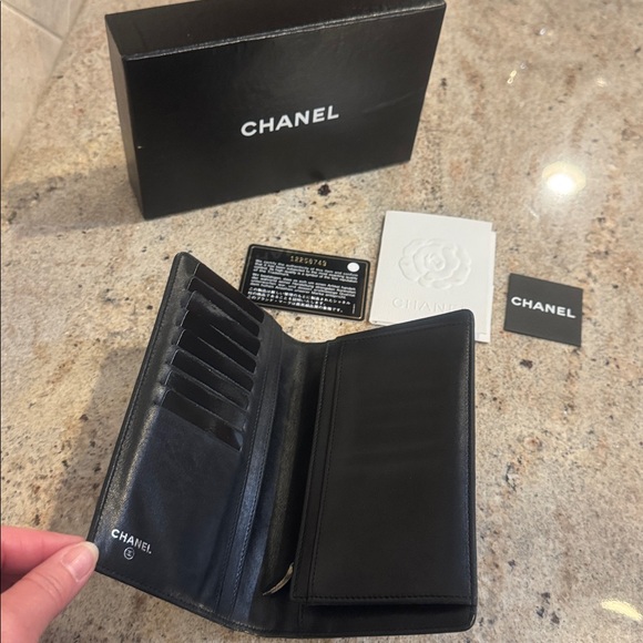 Chanel Monaco Black Patent Leather Wallet - Picture 8 of 16